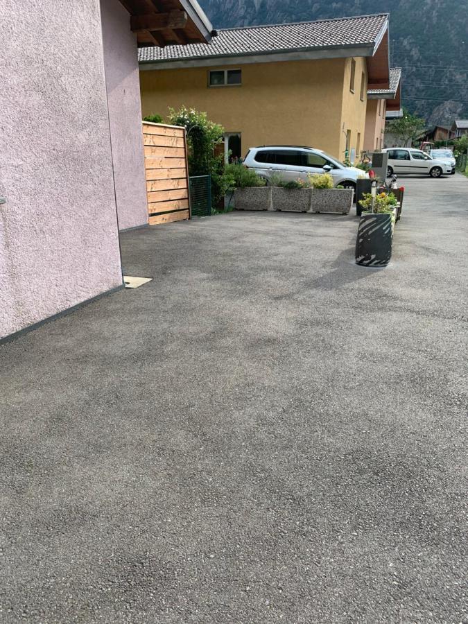 Ferienwohnung Do Mi Si La Do Re Dorenaz Exterior foto